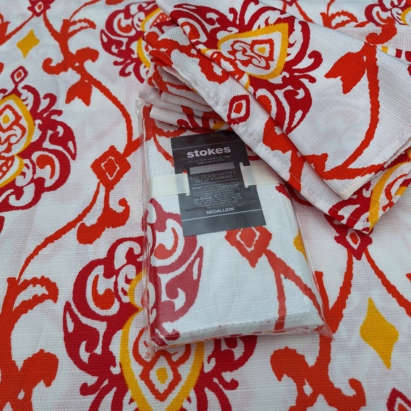 Red, Orange and Yellow Damask Tablecloth and 4 Napkin Set - Picture 1 of 2